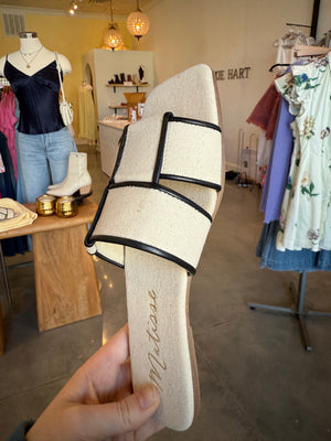 
                  
                    Load image into Gallery viewer, Biscayne Natural Sandal
                  
                