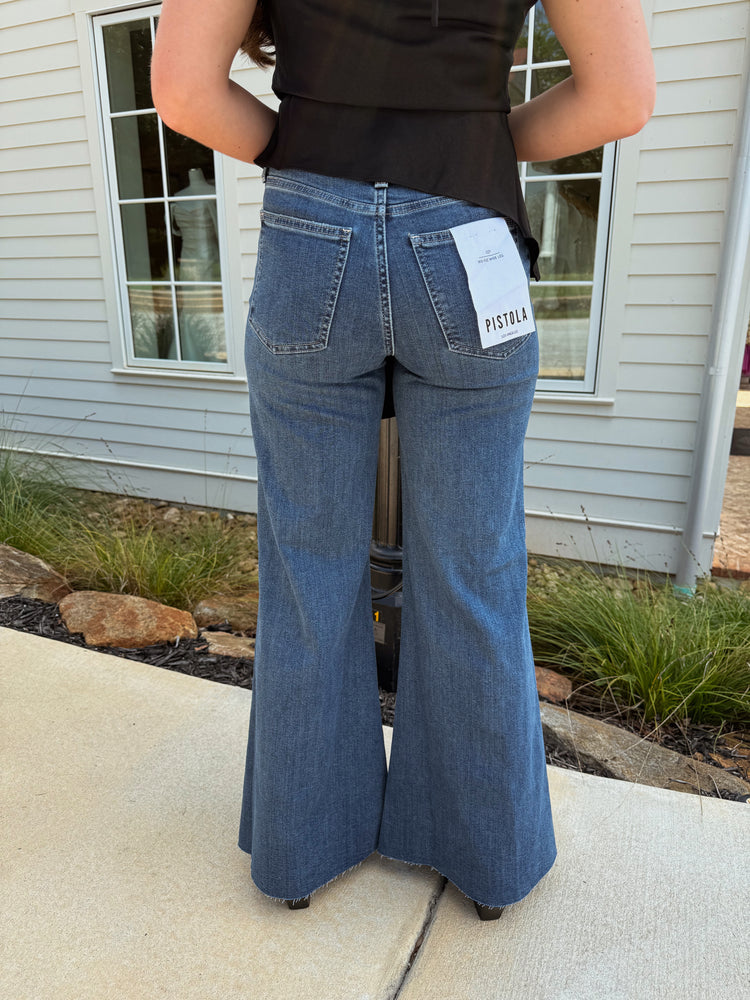 
                  
                    Load image into Gallery viewer, Izzy Mid Rise Wide Leg Jean
                  
                